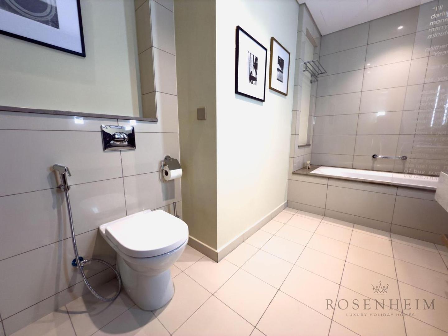 32 Percent Applied On Comfortable 1 Bedroom Luxury In Business Bay Holiday home *